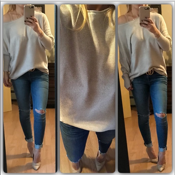 Tops - New💫Soft ribbed (stretchy ) latte top